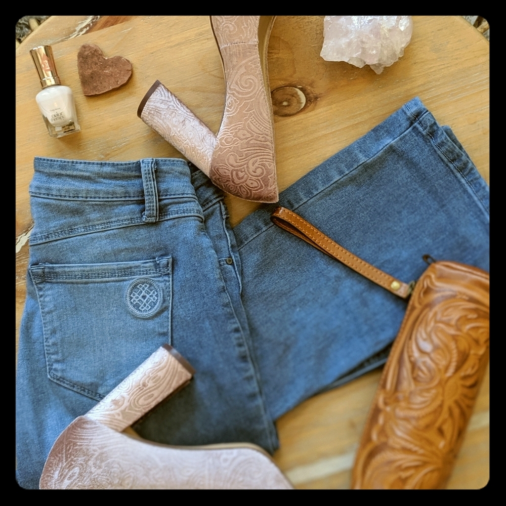 🔥High waist BabyBell jeans🔥